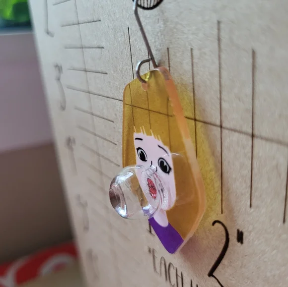 Brand new 3D bubble blowing girl earrings 🫧 - Picture 4 of 8